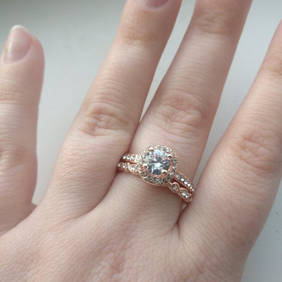 🍒 ROSE Gold Ring Set - Picture 4 of 5